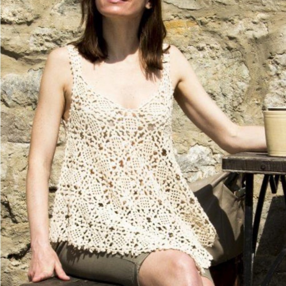 Ruby crochet tank top size small
